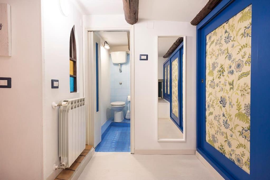 La Casetta Sui Gradoni, Nel Cuore Del Centro Napoli Bagian luar foto